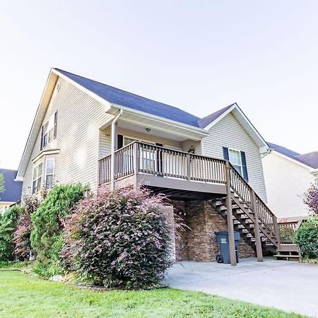 Cozy Pigeon Forge Home W Hot Tub Near River מראה חיצוני תמונה