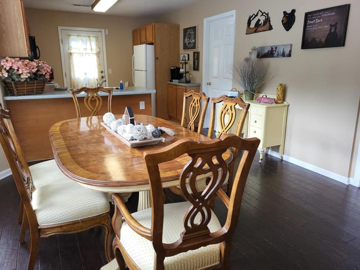 Cozy Pigeon Forge Home W Hot Tub Near River מראה חיצוני תמונה